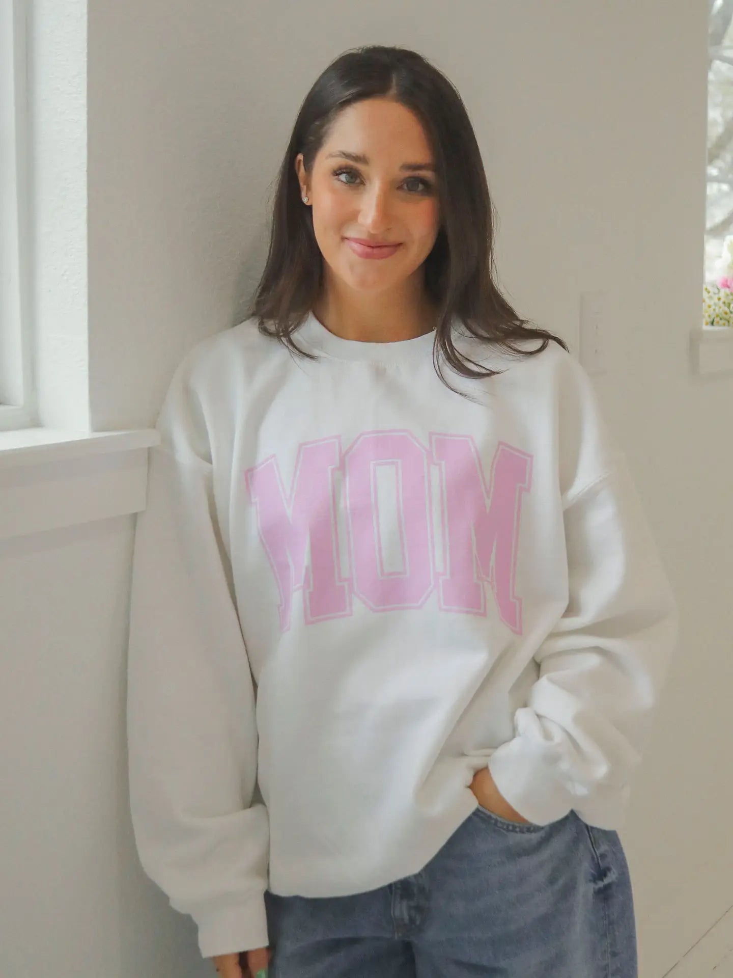 'MOM' PINK BLOCK CREW