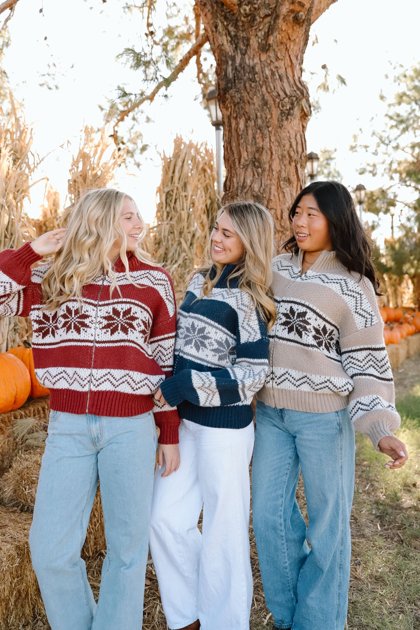 HERITAGE SWEATER JACKET - NAVY