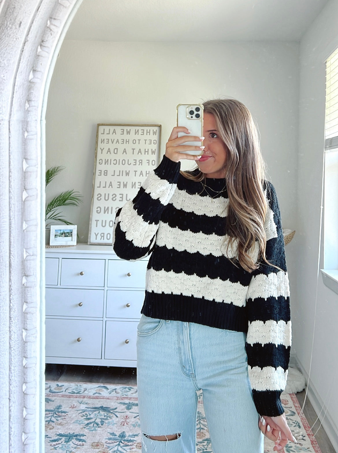 CLASSIC SCALLOPED KNIT