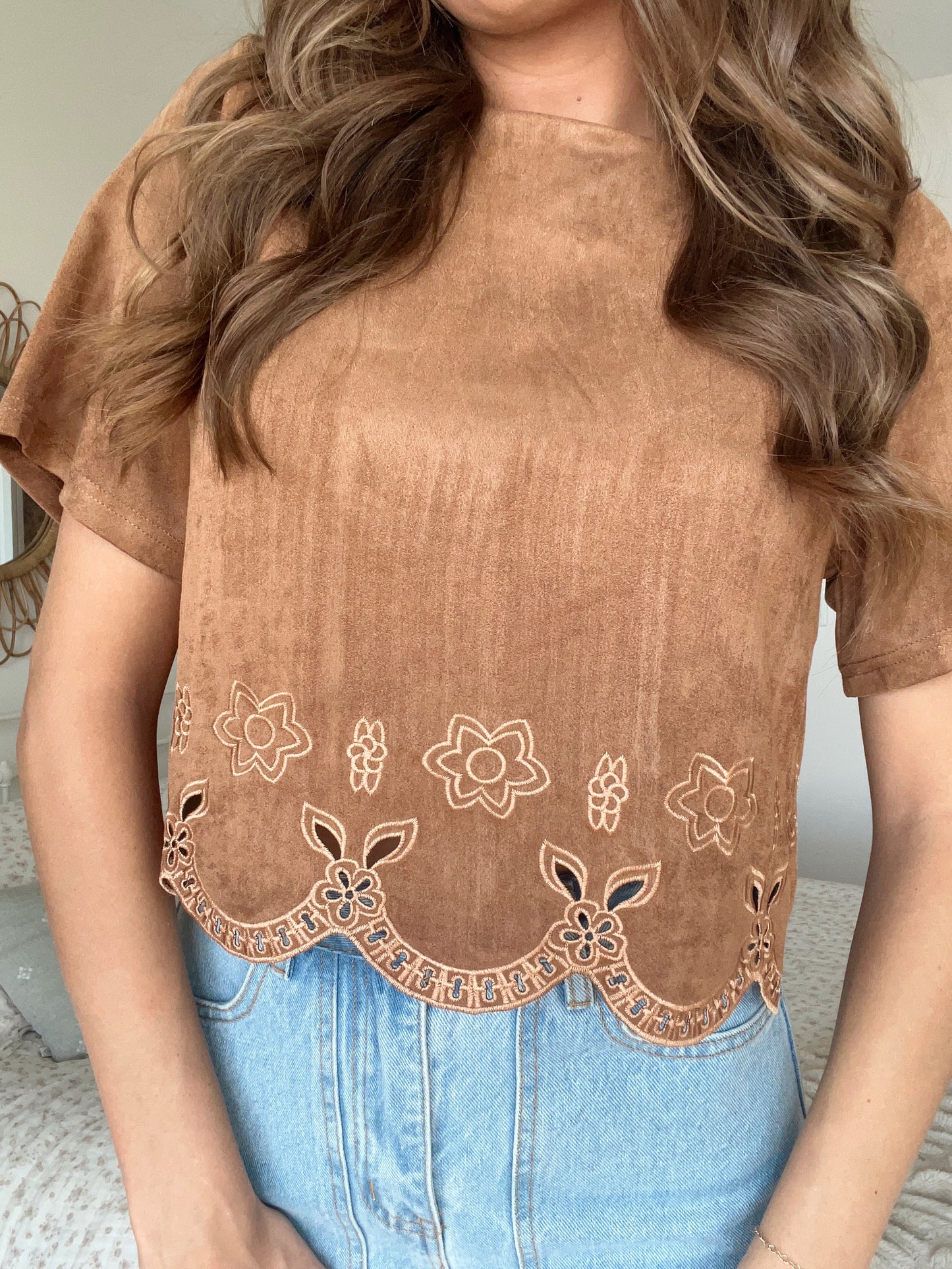 FAYE SCALLOP TOP