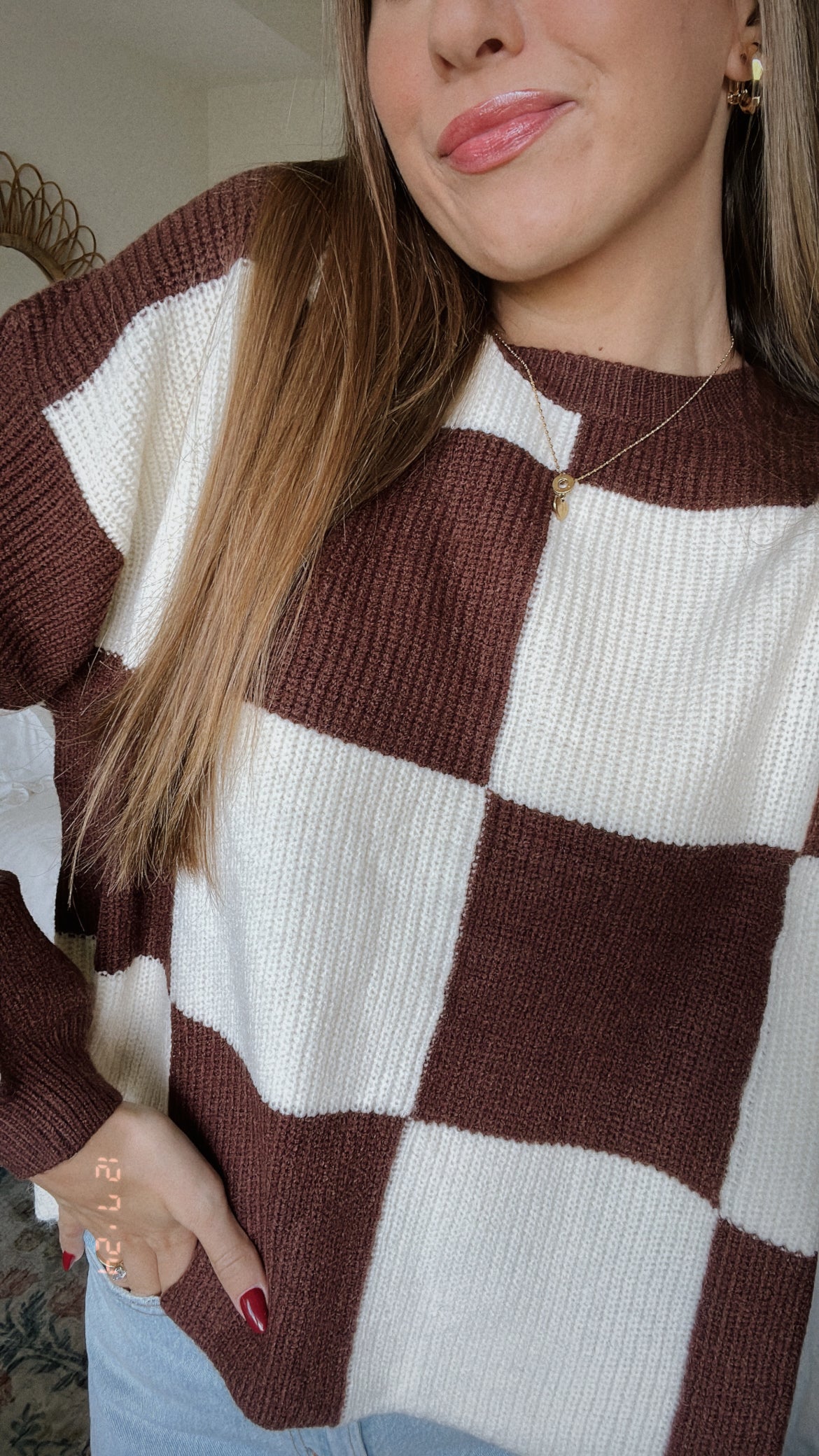 CHOCOLATE CHECKERED KNIT TOP