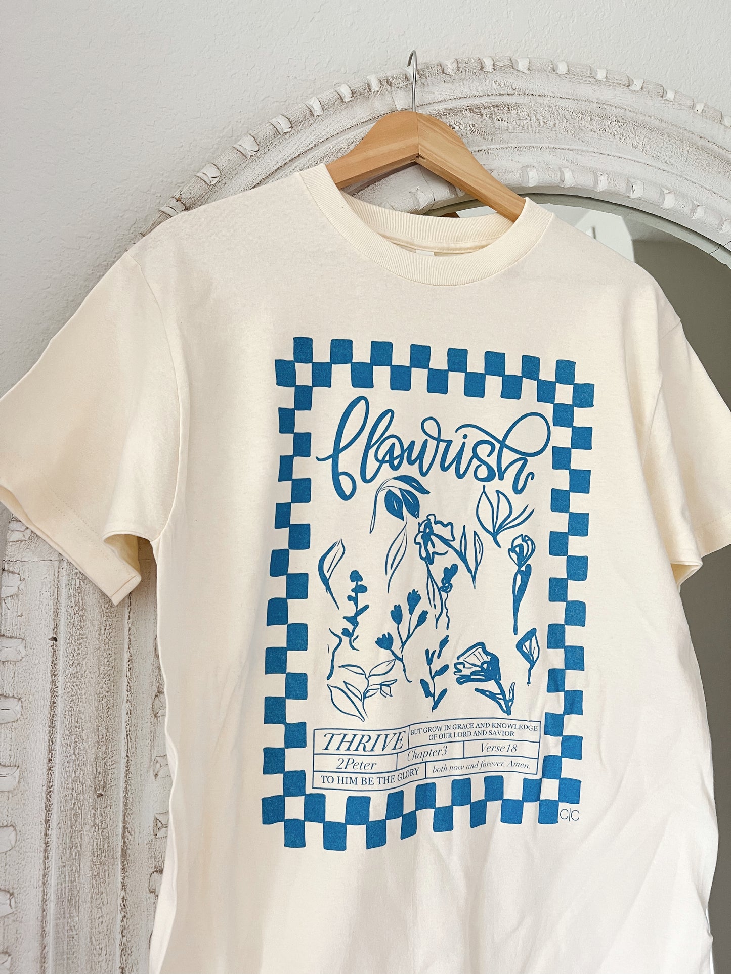 FLOURISH GRAPHIC TEE