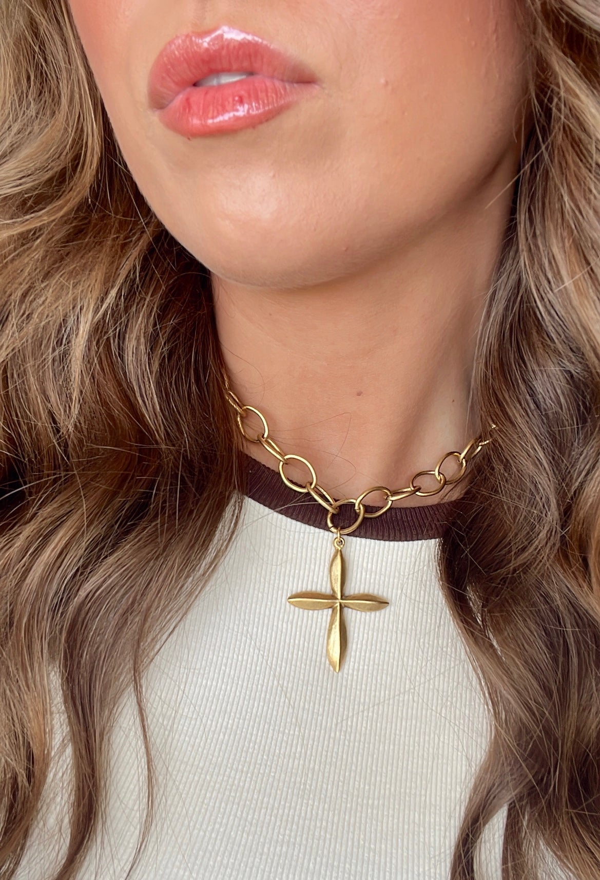 GOLD RUSH CROSS NECKLACE