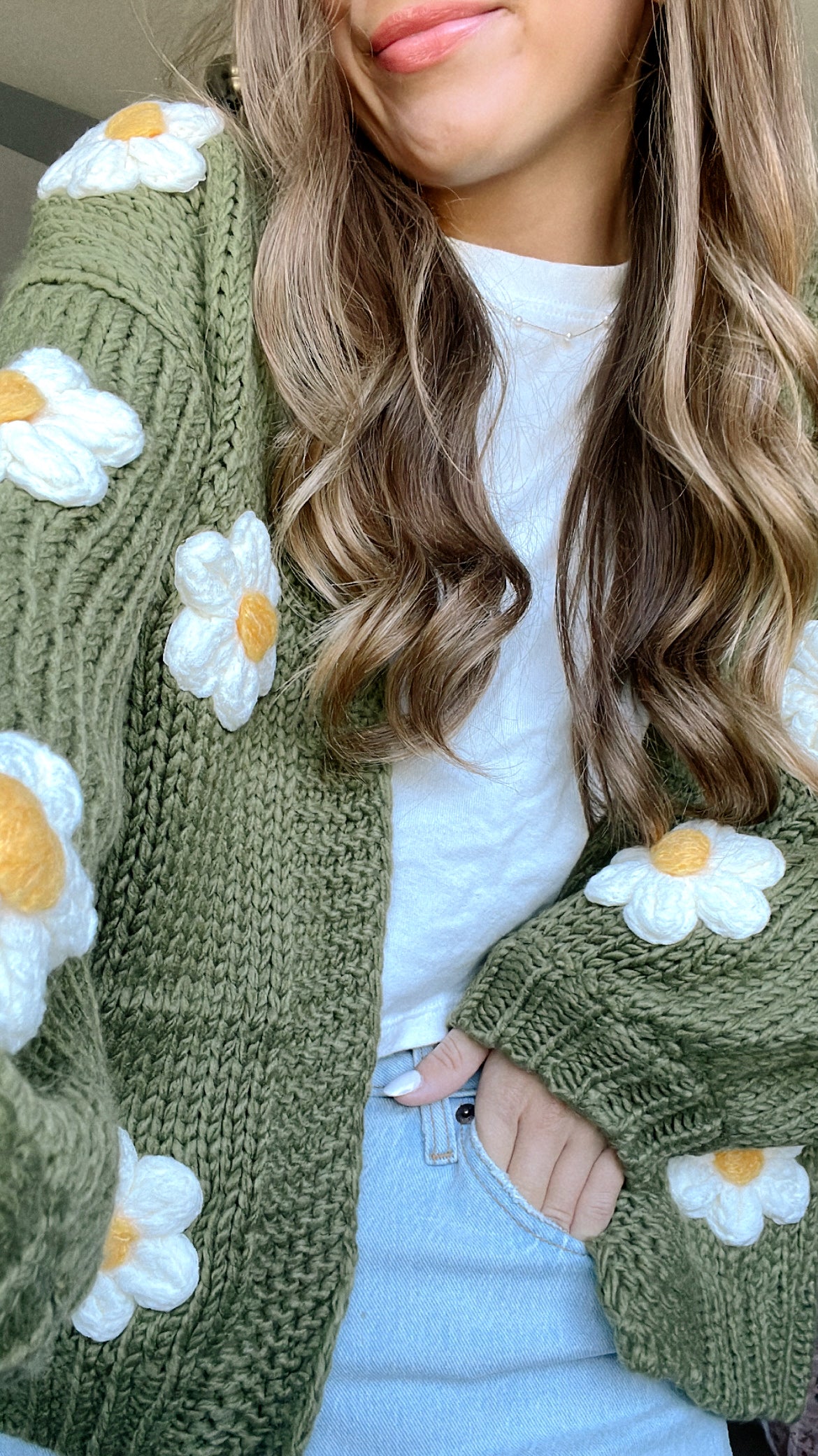 OLIVE SUMMER DAISY CARDI