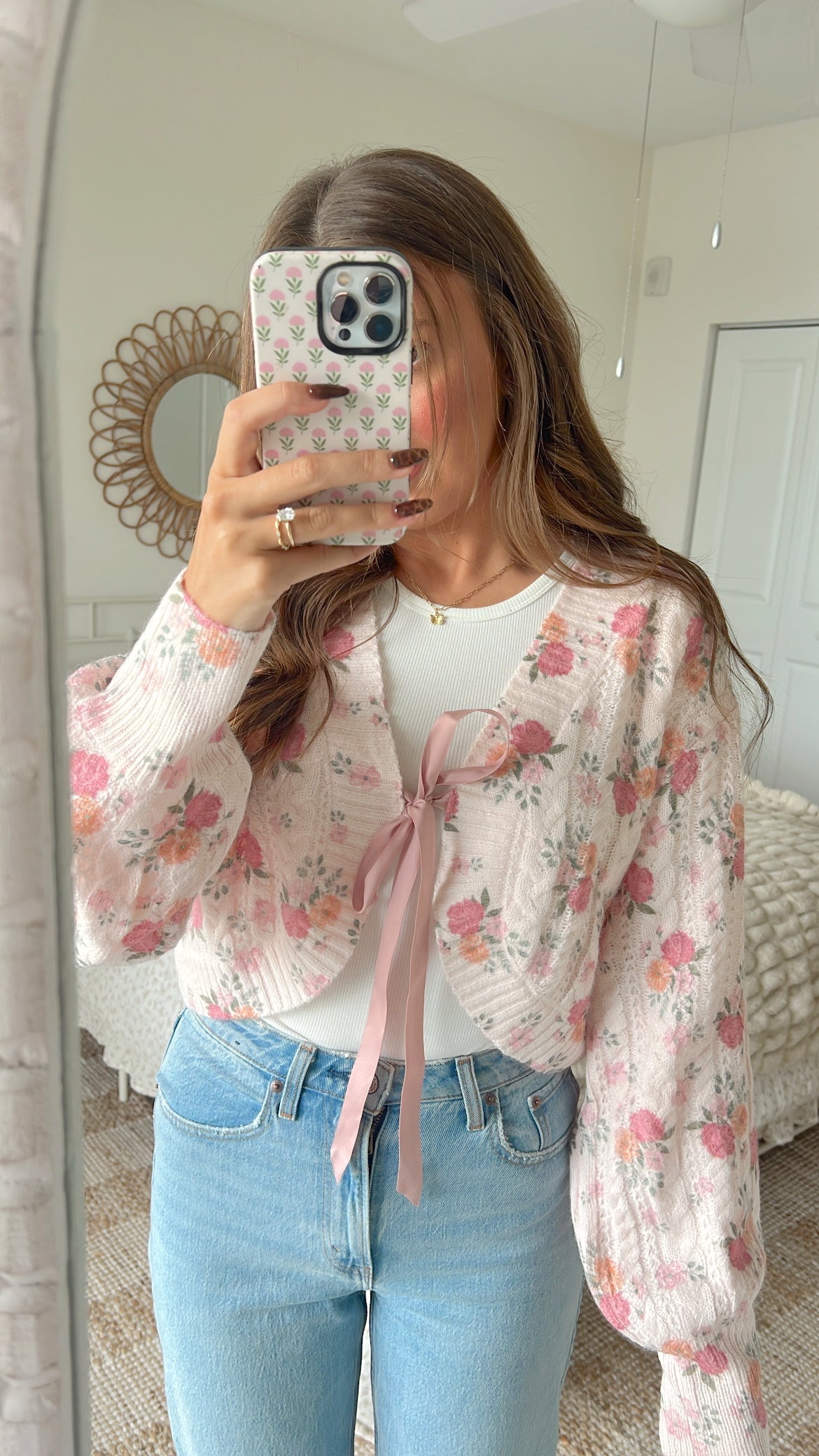DAPHNE CARDI