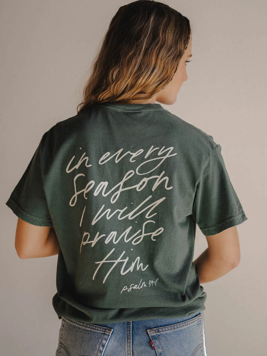 'IN EVERY SEASON' GRAPHIC TEE