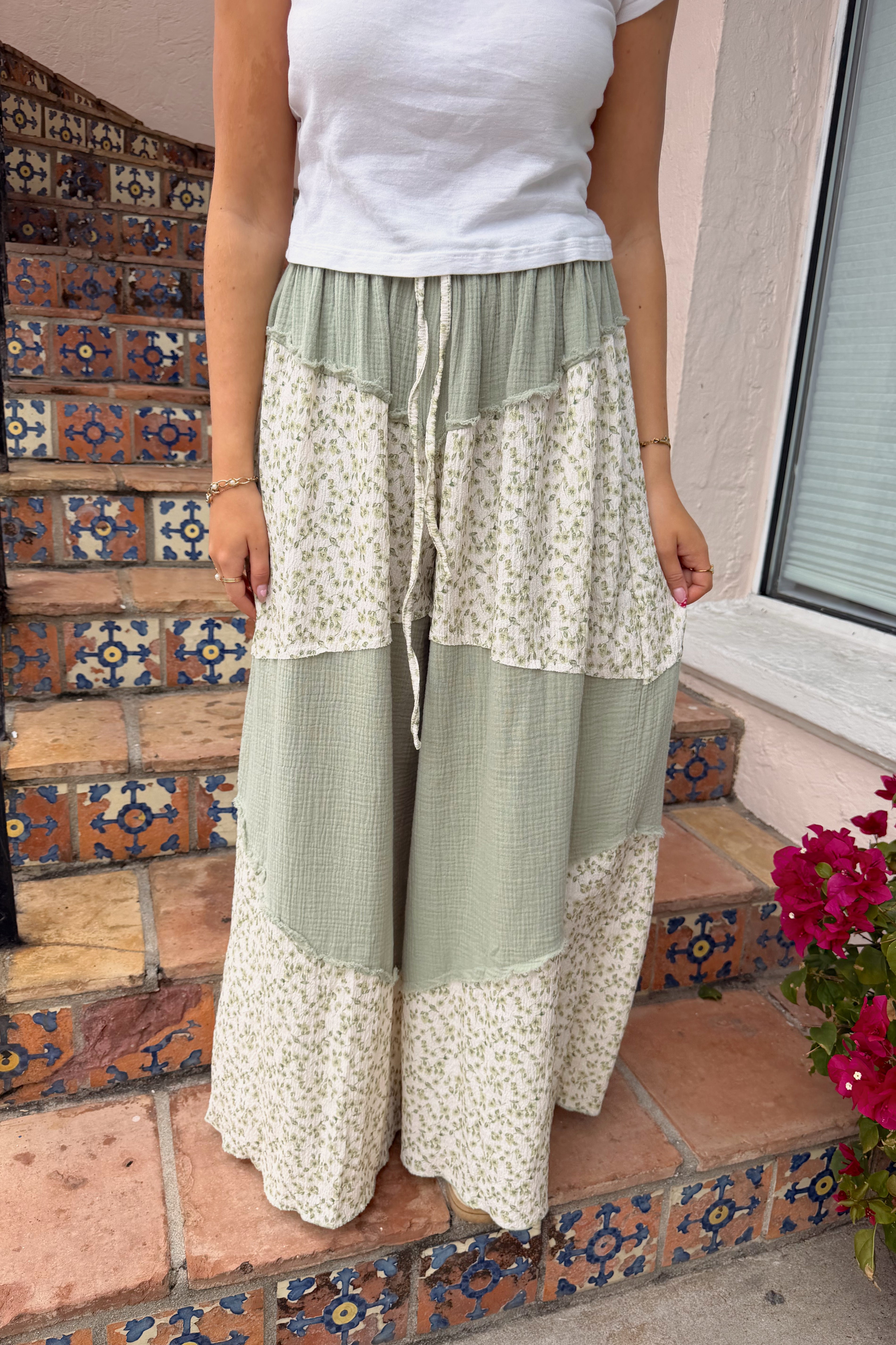 Floral Beach Pants - Sage