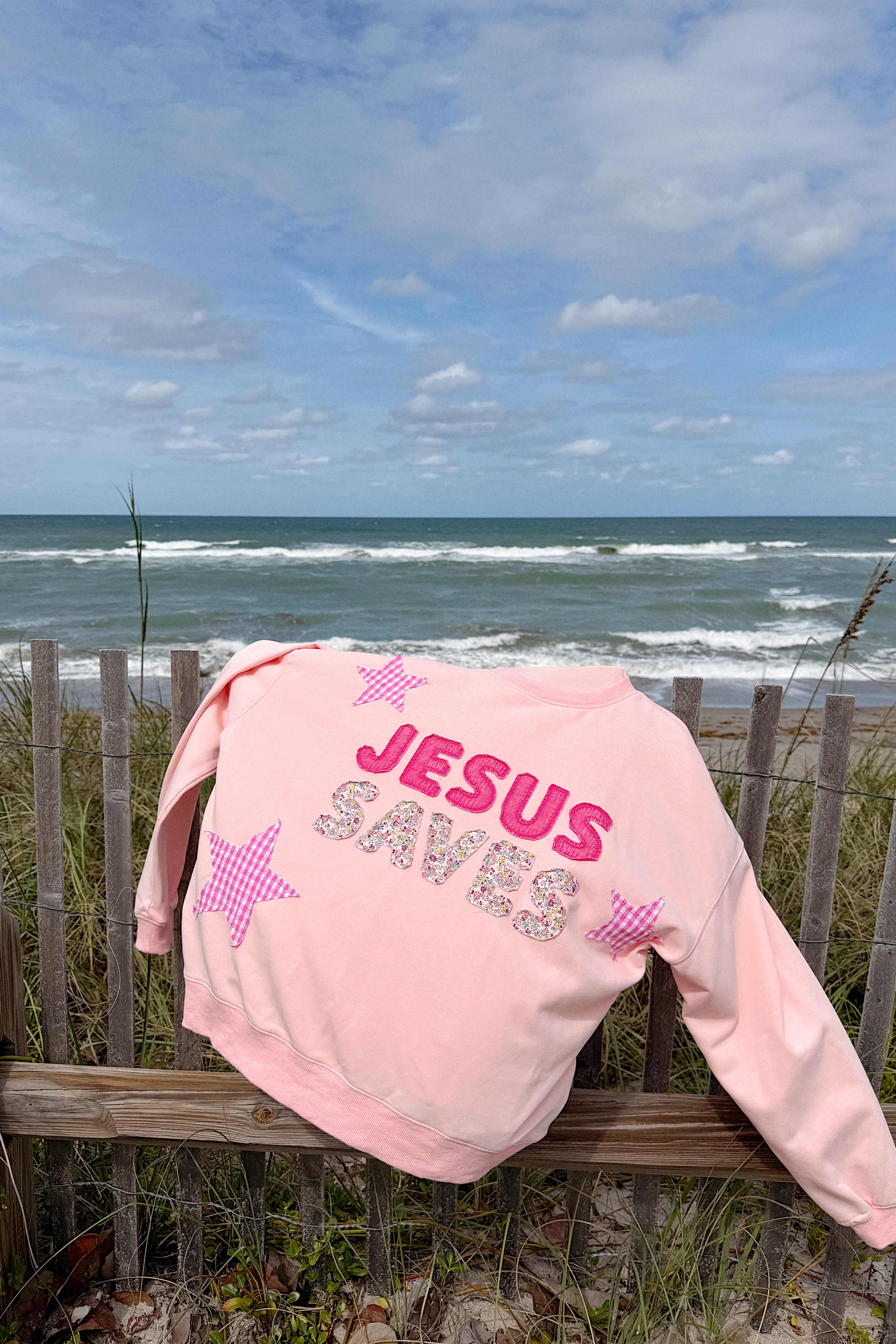 Jesus Saves Crew - Pink