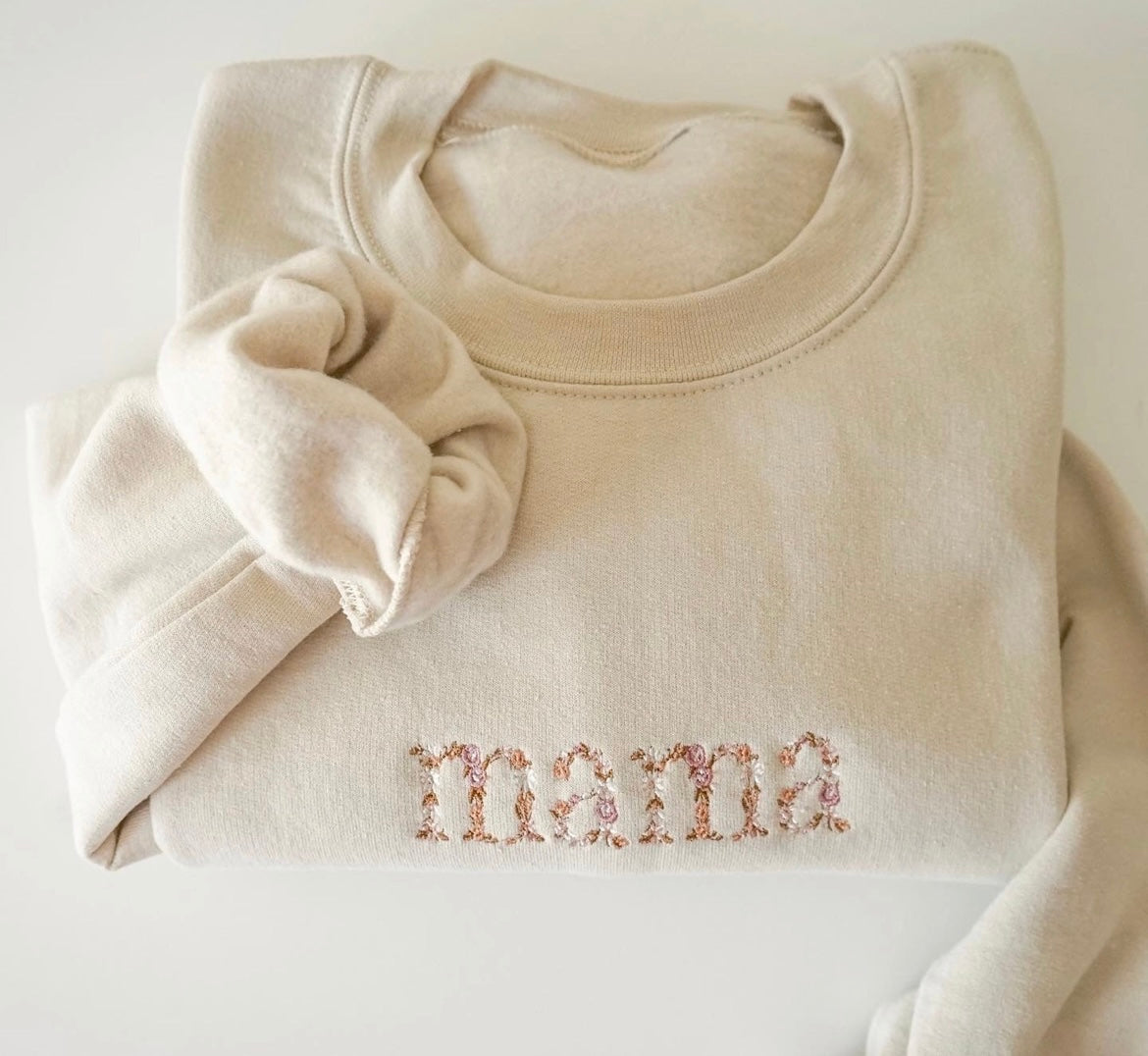EMBROIDERED MAMA CREW