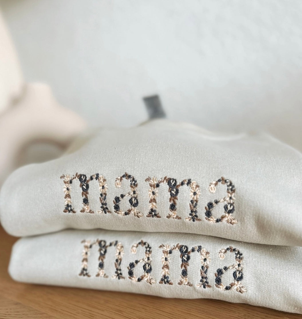 EMBROIDERED MAMA CREW
