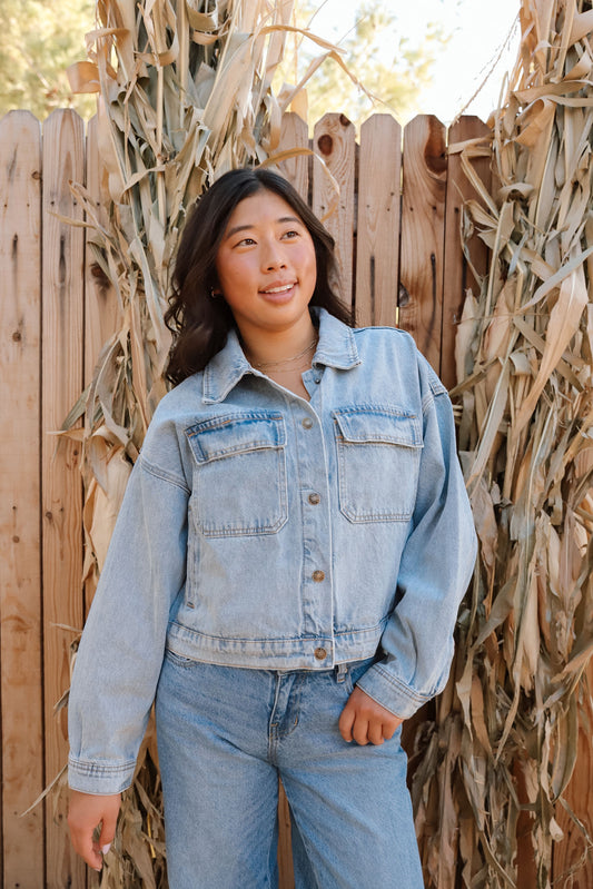 DAILY WEAR DENIM JACKET