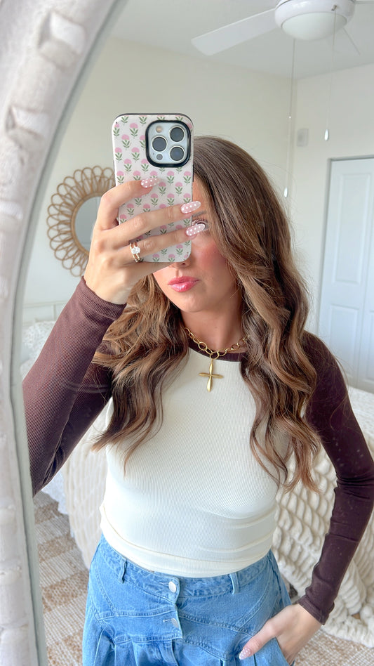 THE RAGLAN TOP