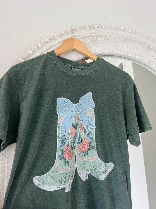 COWGIRL BOW GRAPHIC