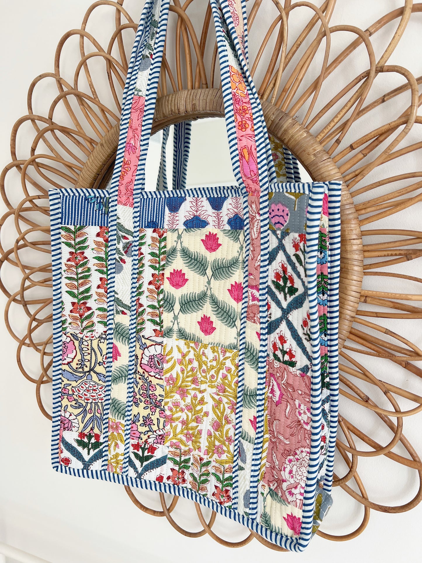 WILDFLOWER PATCH TOTE