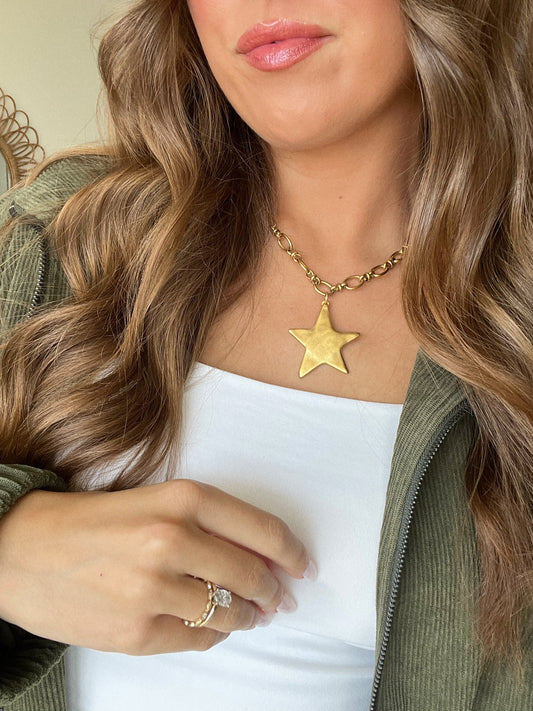 GOLD STAR STATEMENT NECKLACE