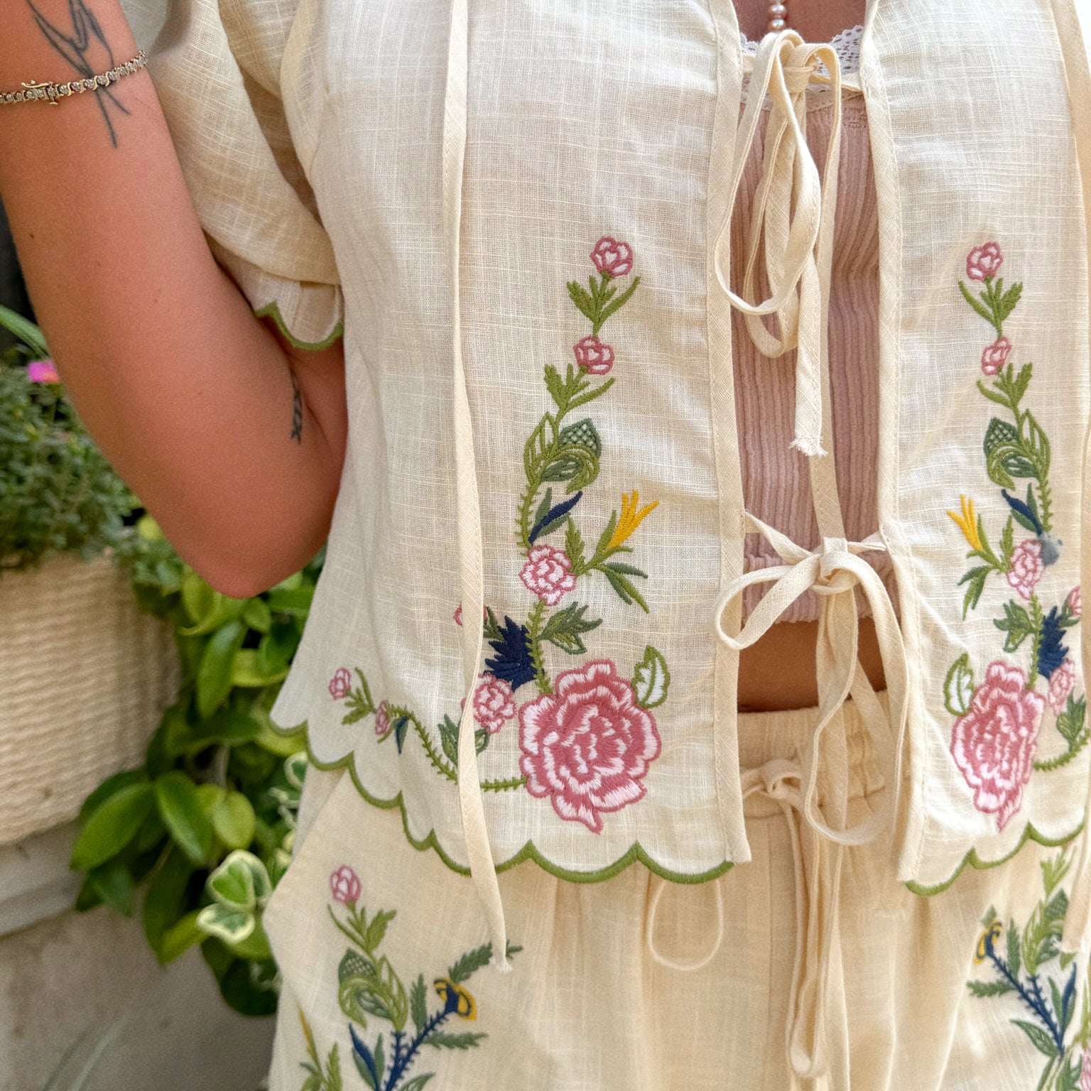 La Dolce Embroidered Top