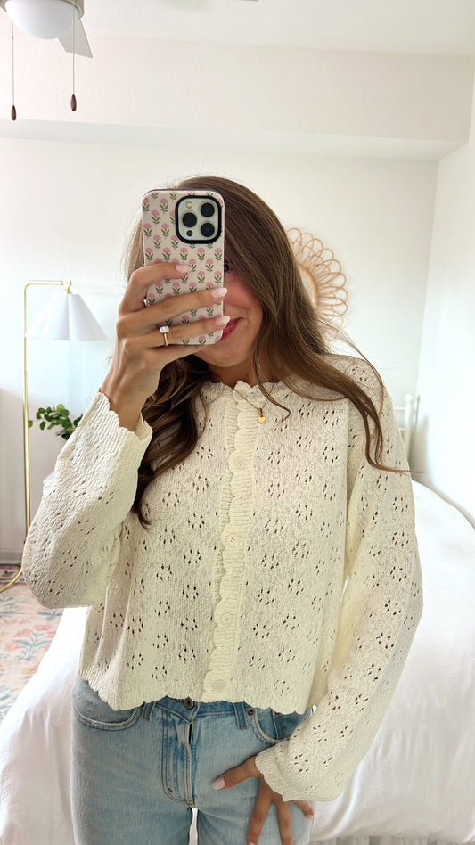 LEMON SCALLOPED CARDI