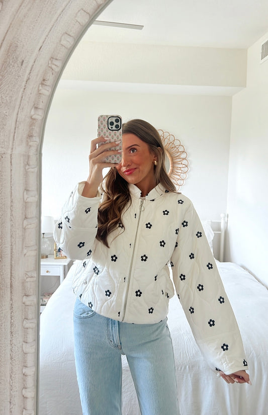 IVORY FLORAL RETRO JACKET