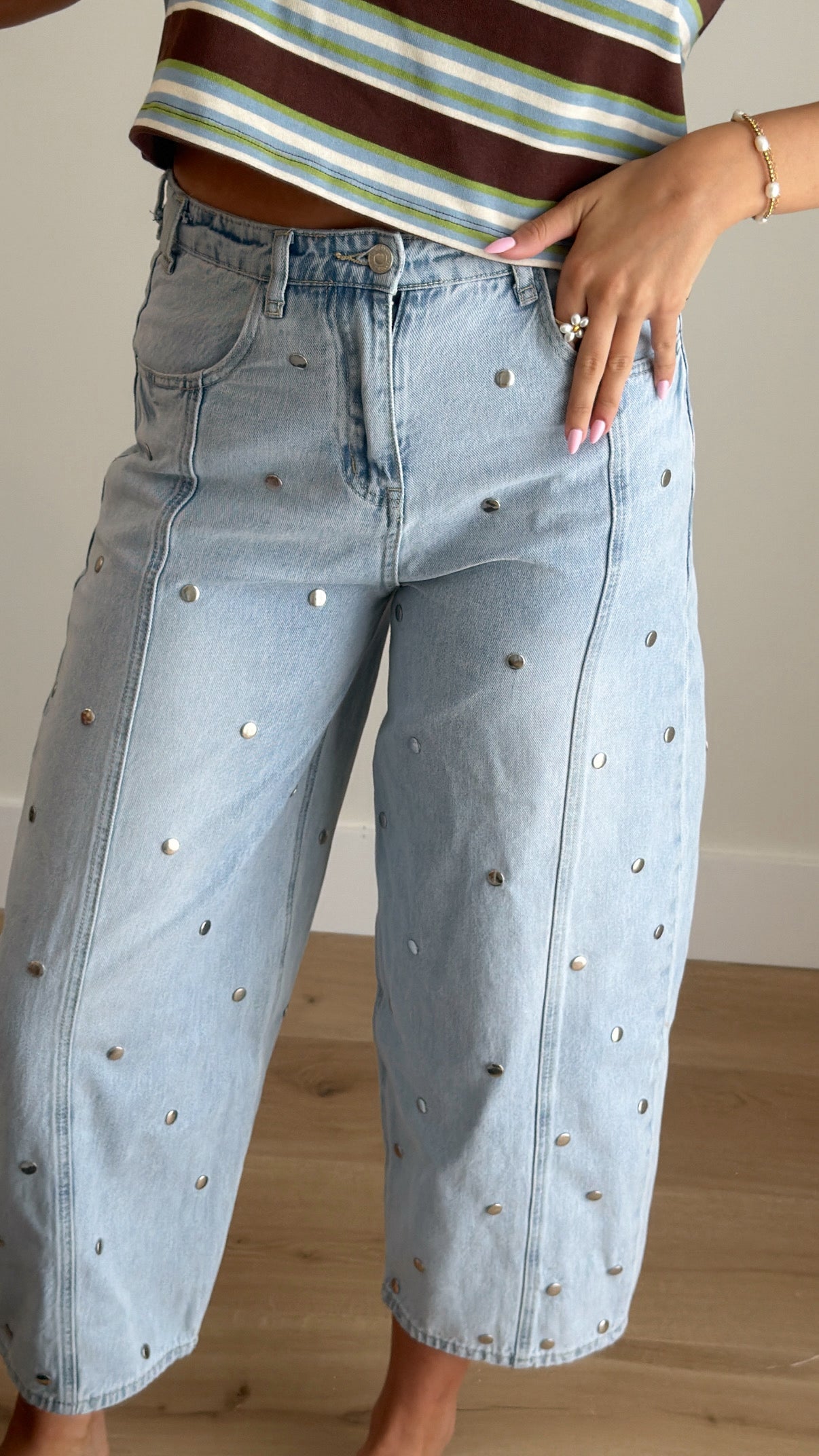 Star Studded Barrel Jeans