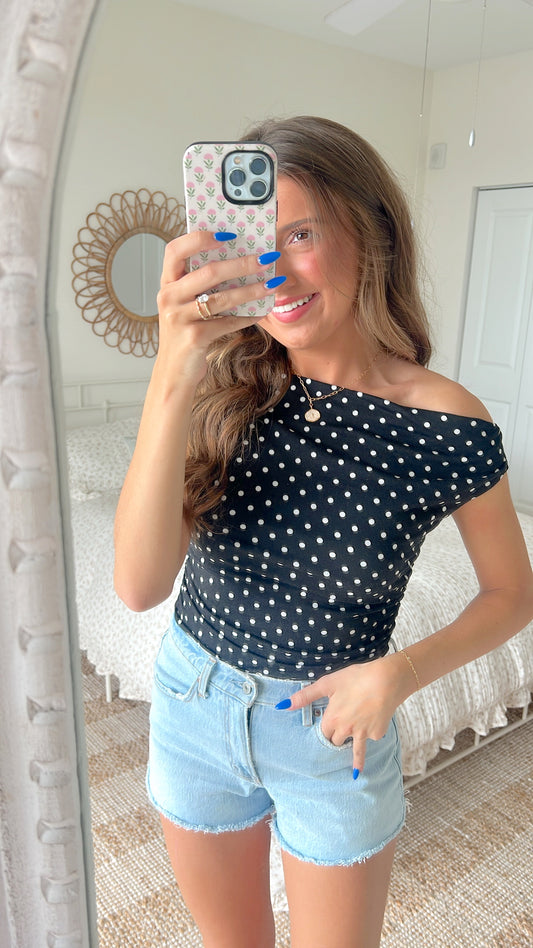 CLASSIC CHIC TOP