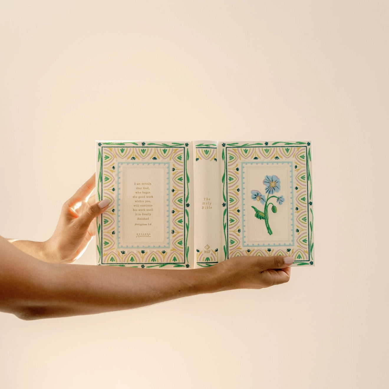 NLT Notetaking Bible - Wildflower Embroidered