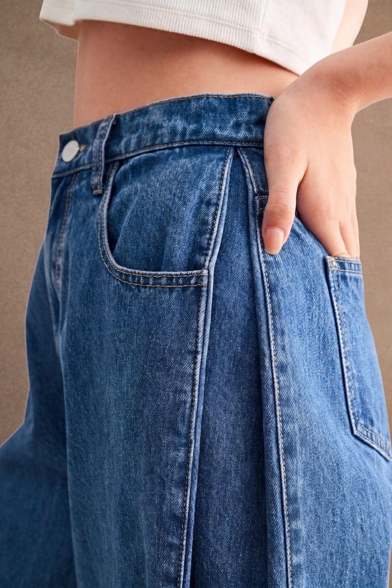 90s Baby Wide Leg Jeans